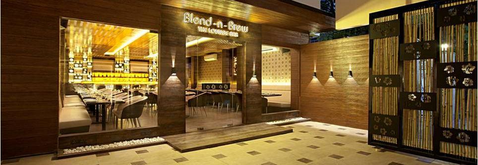 Hotel Plaza Мумбаи Экстерьер фото